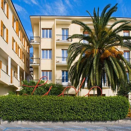 Hotel Lido Pietra Ligure Zewnętrze zdjęcie