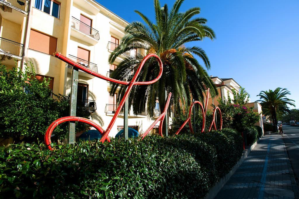 Hotel Lido Pietra Ligure Zewnętrze zdjęcie